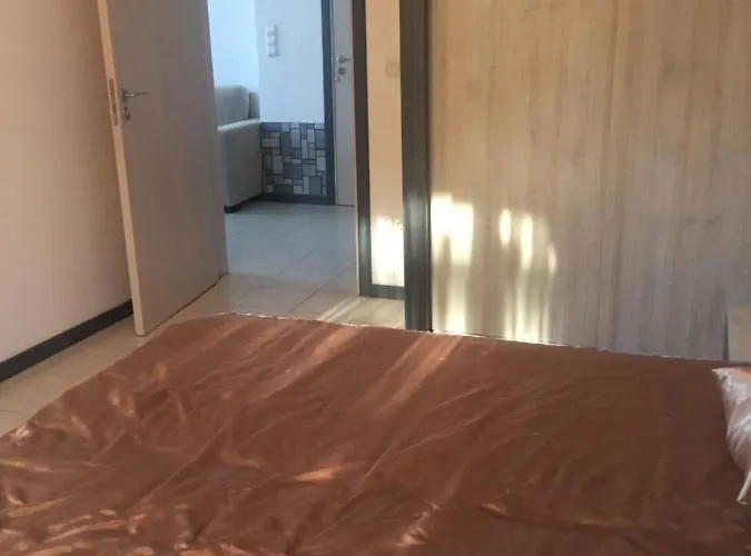 On The Sea At St Nikolas Complex-irina * 切尔诺莫雷茨